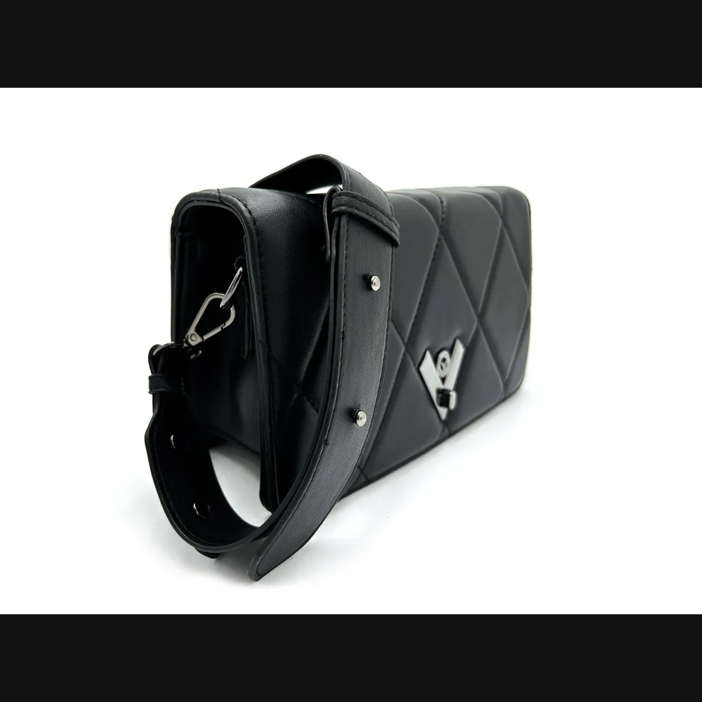 Elegant Black Quilted Shoulder Bag